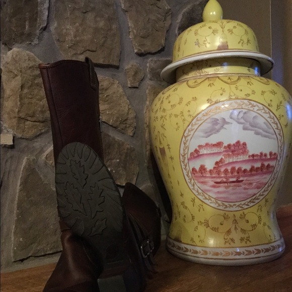 Born Brown  Tall boots - Picture 5 of 8